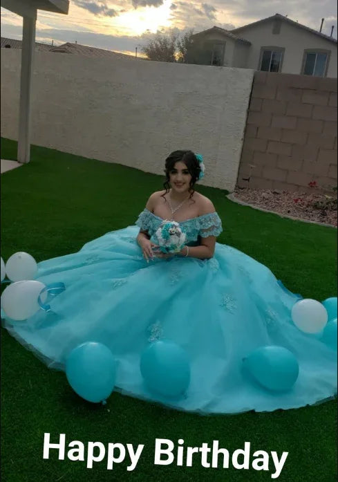 Abito da principessa con gonna a palloncino in tulle e pizzo, scollatura a spalle scoperte Y3087