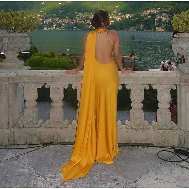 Vestido largo de gala amarillo satinado sin espalda y con hombros descubiertos Vestido de noche Y8466