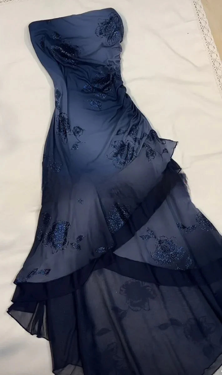 Charmantes marineblaues trägerloses mehrlagiges Meerjungfrauen-Abendkleid Ballkleid Y7811
