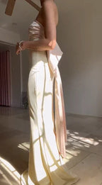 Robe de bal longue sirène élégante sans bretelles avec nœud Y8499