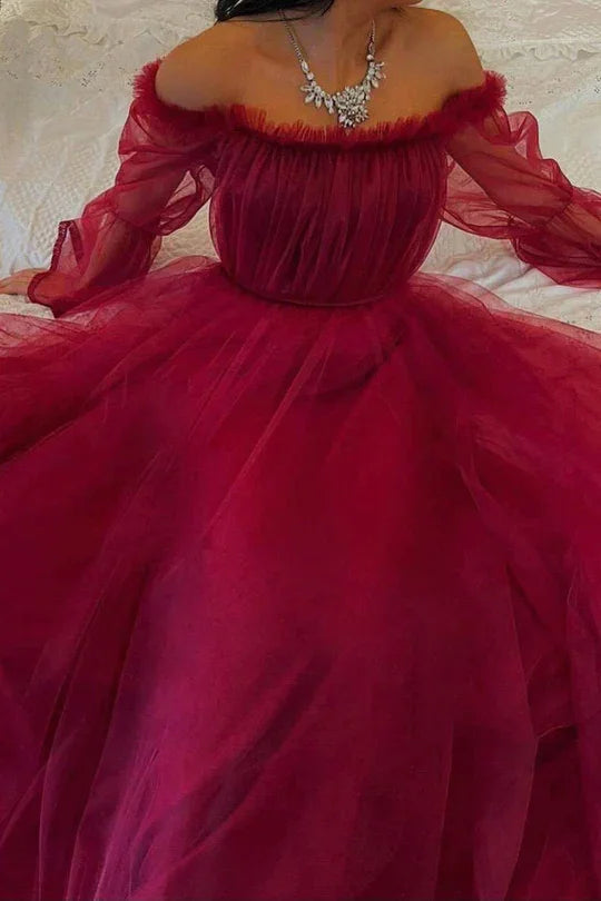 Abito da sera in tulle bordeaux con maniche lunghe Y503