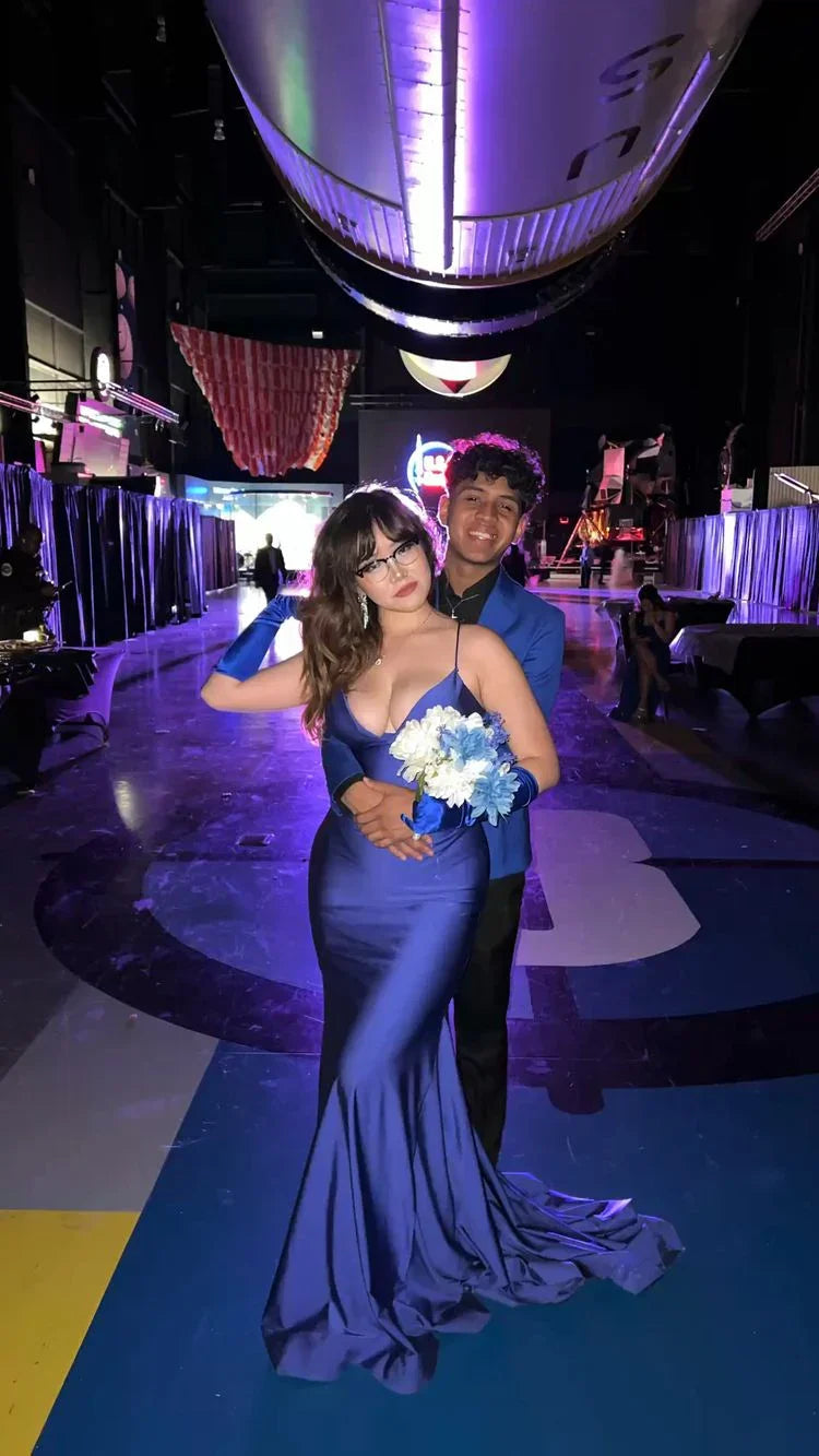 Abito da sera classico blu reale a sirena con strascico Y4229