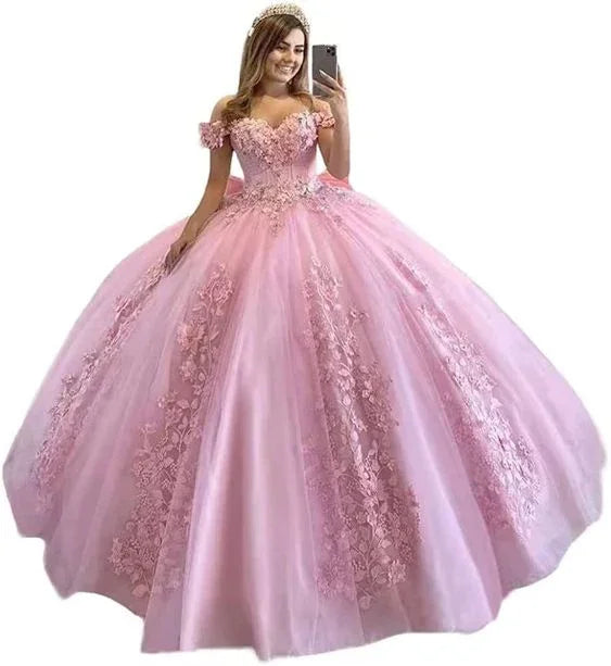 Schulterfreie Quinceañera-Kleider für Jugendliche Spitzenblumen Ballkleid für Süße 15 16 Puffiges langes Prinzessinnenkleid mit Schleppe Y6979