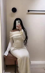 Elegante abito lungo bianco a tubino con maniche lunghe e scollo a spalle scoperte Y5457