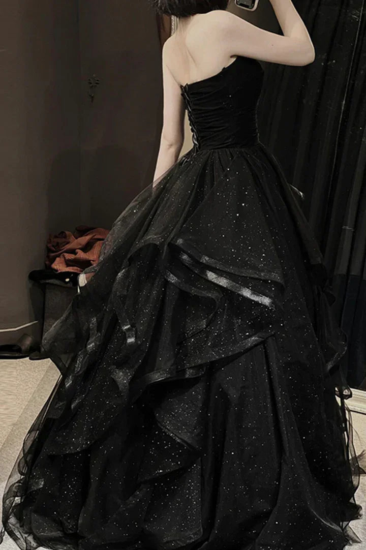 Abito lungo da sera in tulle nero a linea ad A Y74