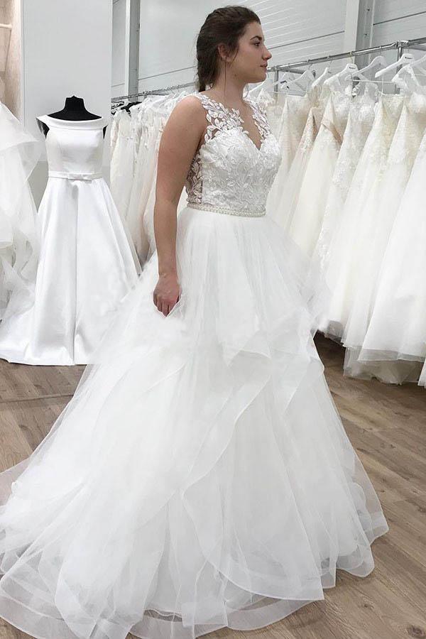 Abito da sposa lungo fino al pavimento in organza con applicazioni a balze a linea ad A