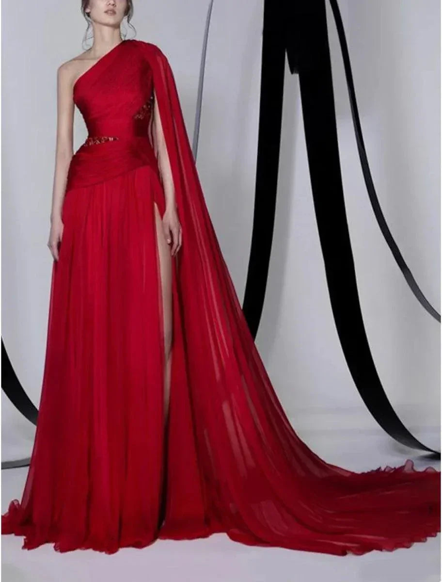 Abito da sera formale impero a linea A sexy per invitata a matrimonio, monospalla senza maniche, con strascico alla corte, chiffon con perline e spacco