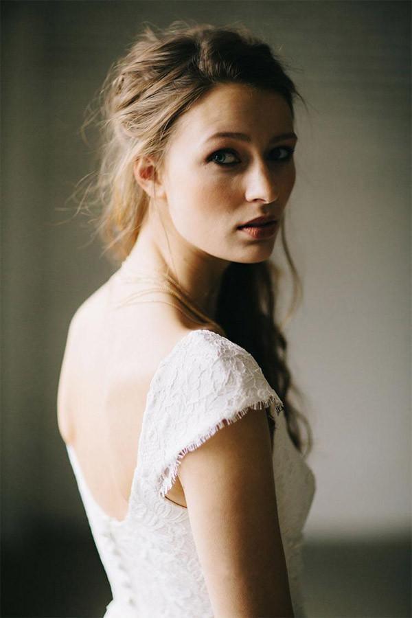 Vestidos de novia vintage de gasa con mangas cortas y encaje color marfil