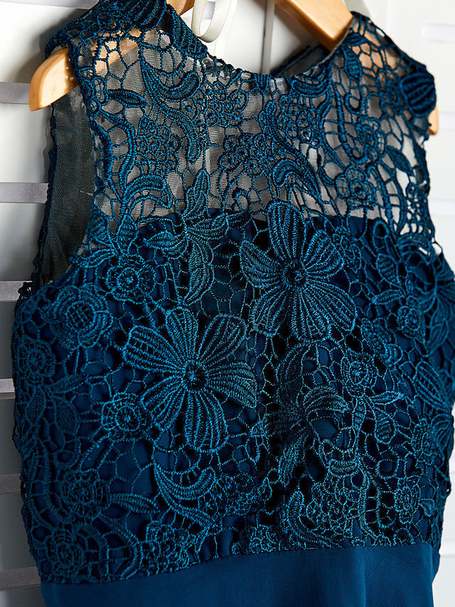 Robe de demoiselle d'honneur junior asymétrique en mousseline de soie et dentelle à col en V