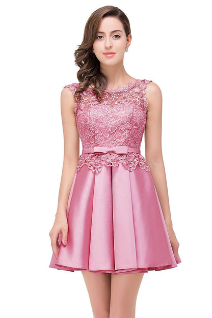 Vestido de satén para fiesta de bienvenida con corte en A y largo hasta la rodilla con encaje