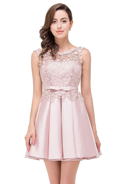 Vestido de satén para fiesta de bienvenida con corte en A y largo hasta la rodilla con encaje