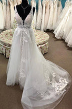 A Line Lace Appliqued Bridal Gown Deep V Neck Court Train Wedding Dress