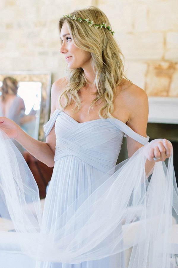 Abito da damigella d'onore azzurro chiaro in chiffon, linea a trapezio, lungo fino a terra, con scollo a barca BD065