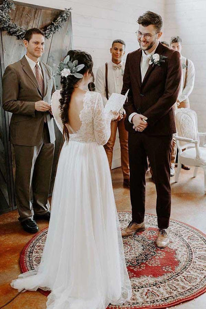 A-Linien-Brautkleid mit Rundhalsausschnitt, rückenfreiem Spitzenoberteil und langen Ärmeln