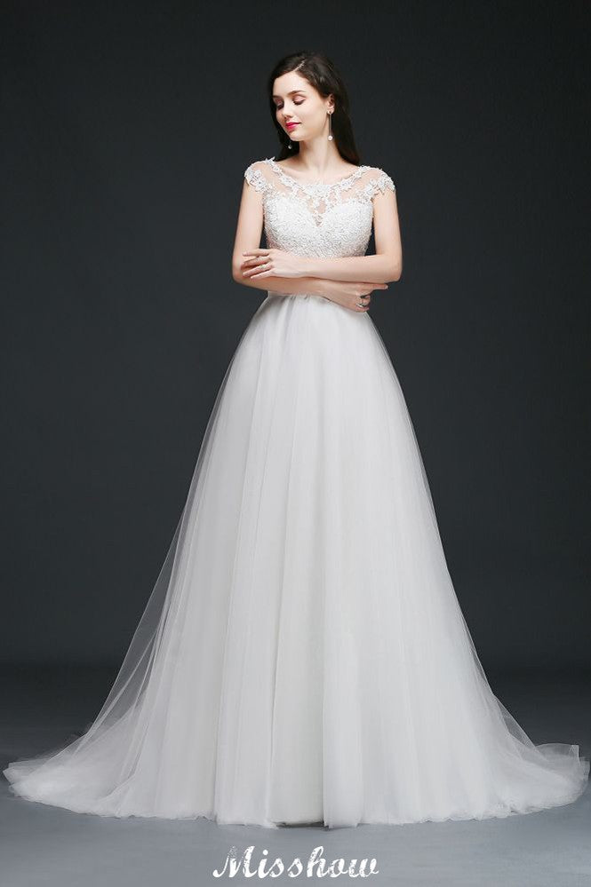 Abito da sposa glamour in tulle con gonna a trapezio, scollatura a U, strascico corto e cintura