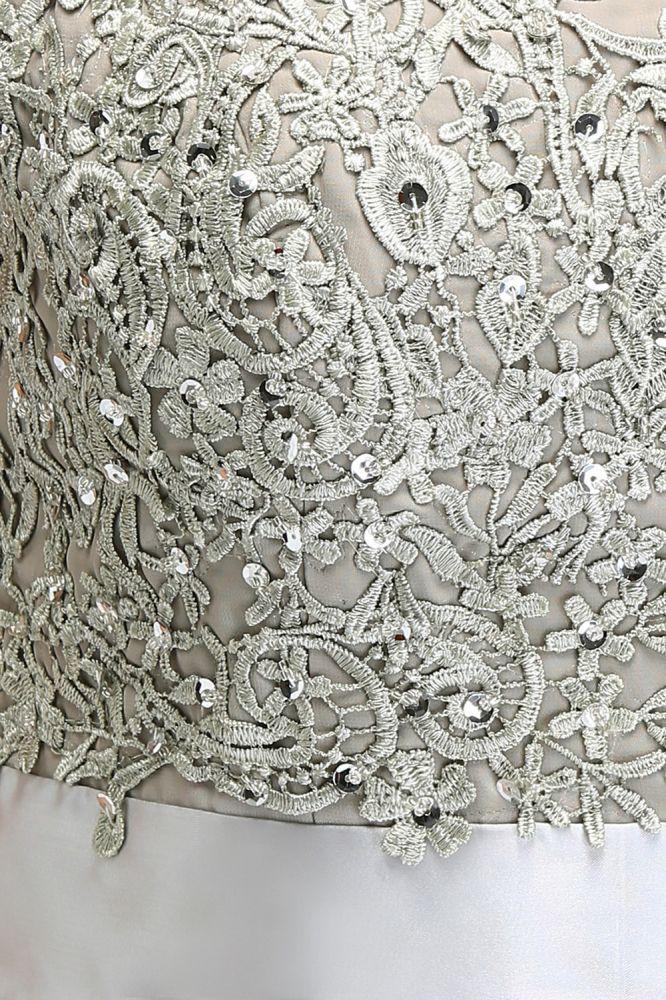 Robe de soirée argentée longueur sol en ligne A, encolure dégagée, manches courtes, appliques avec ceinture