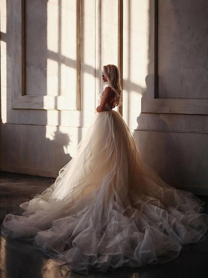 Vestido de novia largo con tirantes en forma de A, largo hasta el suelo y cuentas