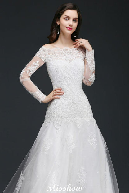 A-line Sweep-train Ivory Wedding Dress with Lace