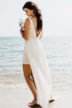 Abito da sposa lungo da spiaggia con scollo a V, linea a trapezio e strascico staccabile