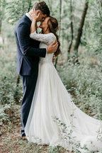 Vestido de novia de tul con escote en V, media manga, espalda descubierta y apliques