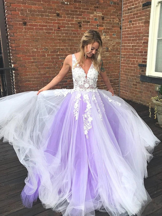 Vestidos de fiesta largos de tul con escote en V y encaje
