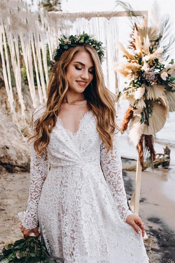 Robe de mariée blanche en dentelle, longueur au sol, coupe en A, avec manches longues