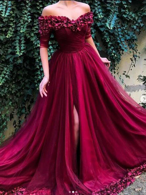 Abito da cerimonia in tulle con linea a trapezio/elegante, maniche a 1/2 lunghezza, scollo a spalle scoperte e balze