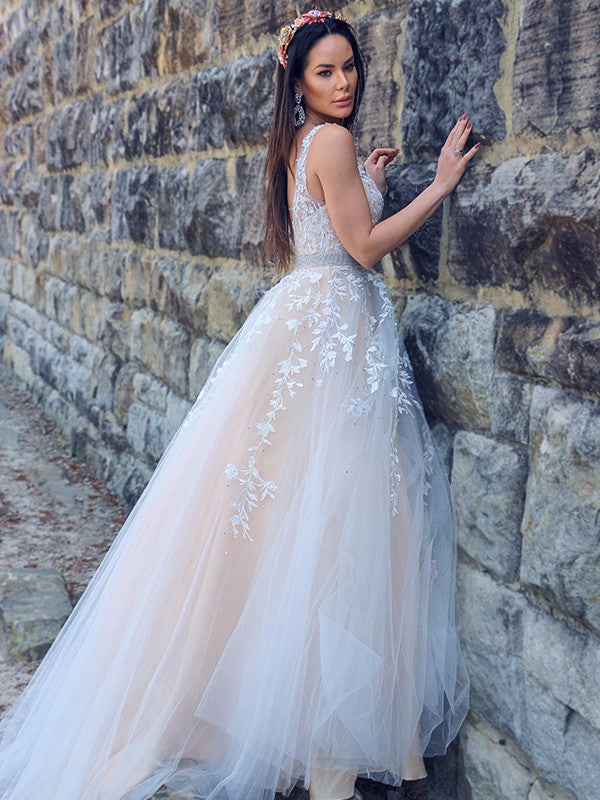 Abito da sera a linea ad A con applicazioni eleganti, tulle, senza maniche e scollo a V