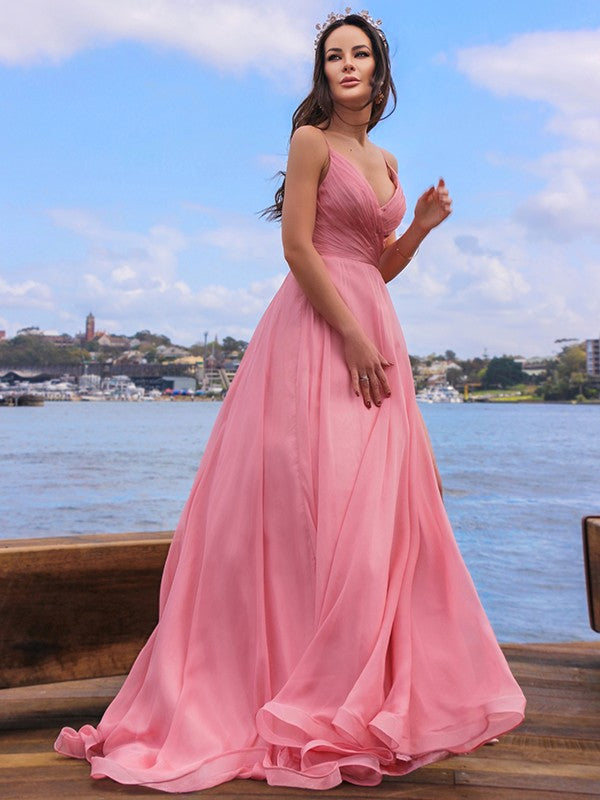 Abito da cerimonia senza maniche con spalline sottili, arricciato in chiffon elegante a linea ad A