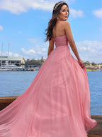 Abito da cerimonia senza maniche con spalline sottili, arricciato in chiffon elegante a linea ad A
