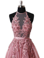 Abito da sera a linea ad A/elegante senza maniche con spalline ad anello e applicazioni in tulle