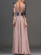 Abito da sera lungo a linea ad A/elegante con maniche lunghe, scollo a V, applicazioni in chiffon e gonna fino a terra