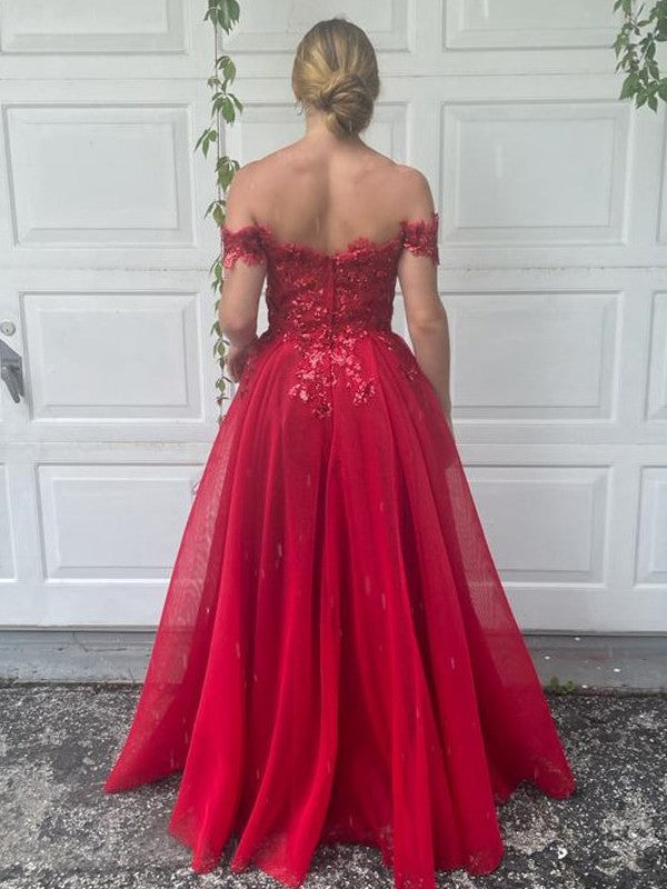 Abito da sera lungo fino a terra senza maniche con scollo a spalle scoperte, applicazioni in tulle, linea a trapezio/elegante