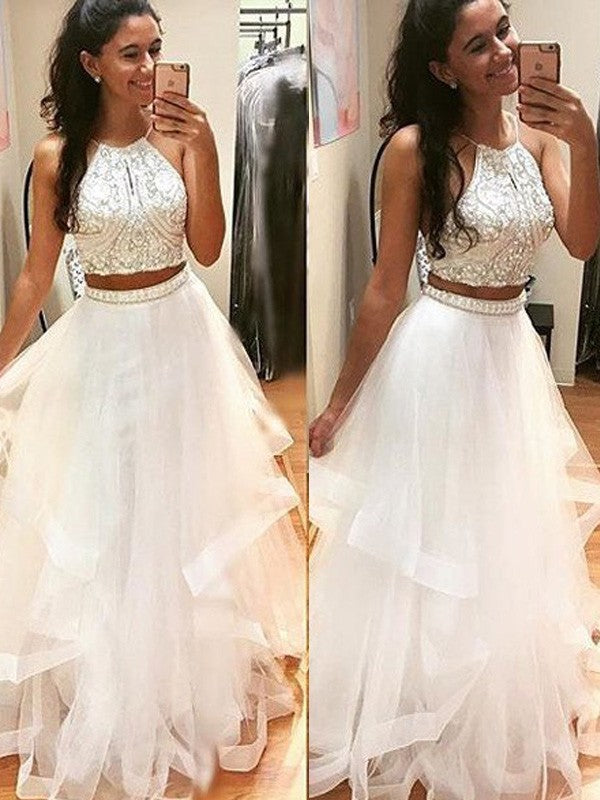 Robes de bal longues au sol en tulle perlées, sans manches, col licou, coupe en A/élégante