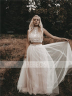 Robes de bal longues en tulle à perles, sans manches, col montant, coupe en A/élégante