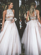 Robes de bal longues en tulle à perles, sans manches, col montant, coupe en A/élégante