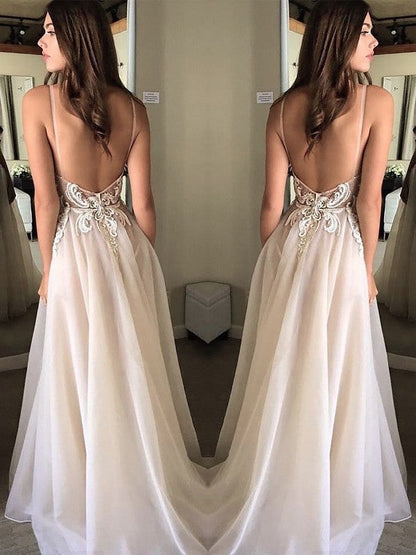 A-Line/Elegant Spaghetti Straps Sleeveless Applique Chiffon Prom Dresses