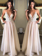 Robes de bal en chiffon à bretelles spaghetti fines, sans manches, appliquées, coupe en A/élégante