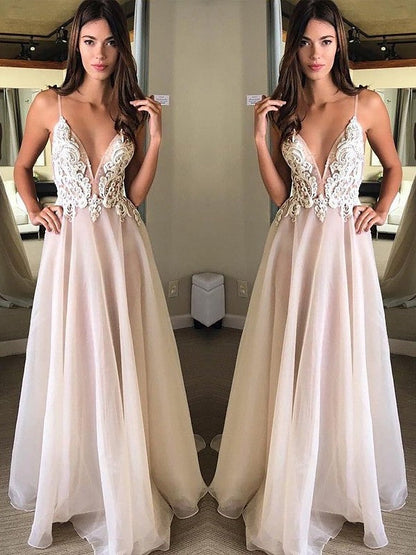 A-Line/Elegant Spaghetti Straps Sleeveless Applique Chiffon Prom Dresses