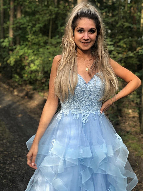 Robes de bal longues en organza avec bretelles spaghetti fines, sans manches, à appliques, coupe en A/élégante