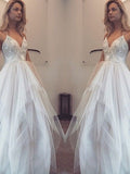 Robes de bal longues en tulle sans manches à fines bretelles spaghetti, coupe en A / élégantes