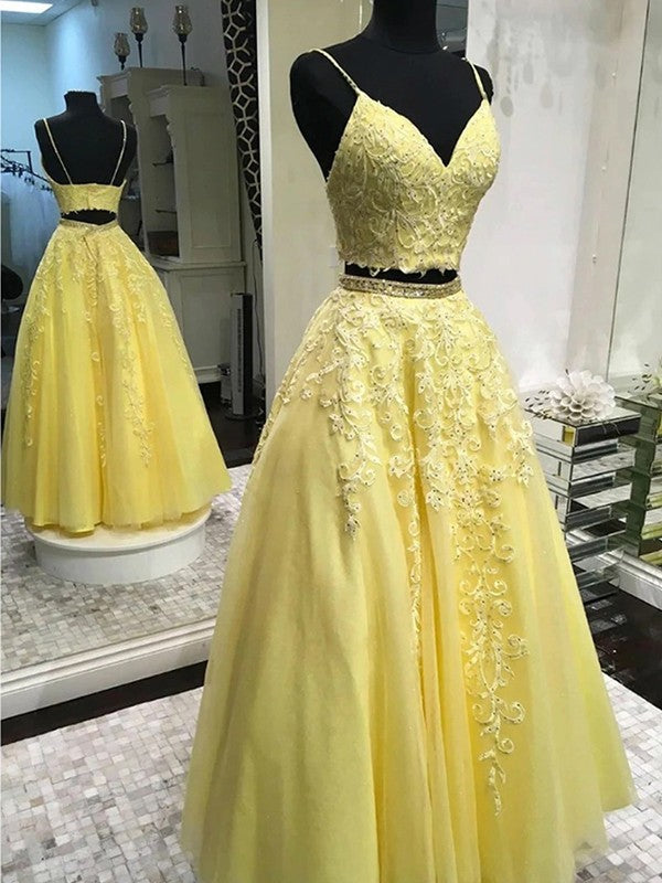 Robes de bal deux pièces longues au sol, sans manches, en tulle orné, col en V, coupe en A/élégante