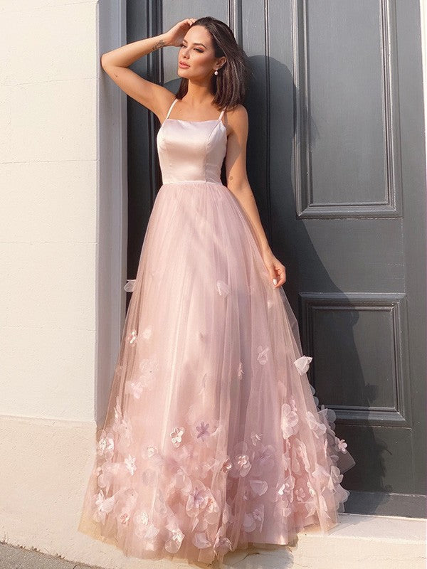Robes de bal longues au sol sans manches à bretelles fleuries faites main en tulle élégantes et en ligne A