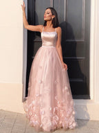 Robes de bal longues au sol sans manches à bretelles fleuries faites main en tulle élégantes et en ligne A