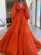 Abito da cerimonia a linea ad A/elegante con scollo a V, maniche lunghe, volant 3D in chiffon
