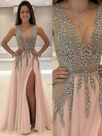 Robes de bal en tulle sans manches à perles, col en V élégant, coupe en A