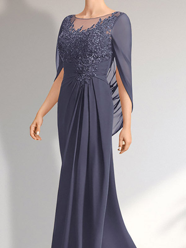 Robe de mère de la mariée en dentelle et mousseline, longueur au sol, coupe trapèze, décolleté illusion en forme de goutte, ornée de sequins plissés