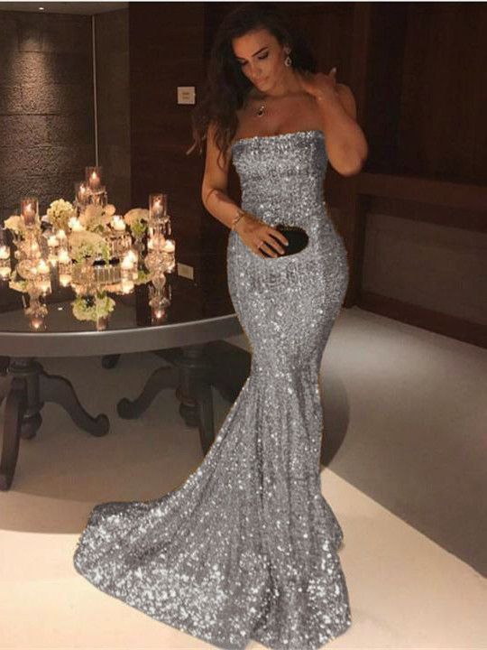 Elegante abito da sera lungo senza spalline con paillettes a sirena