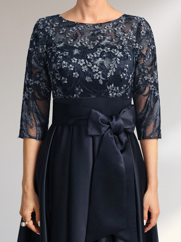 Robe de mère de la mariée en satin et dentelle, ligne A, encolure dégagée illusion, asymétrique, avec nœud