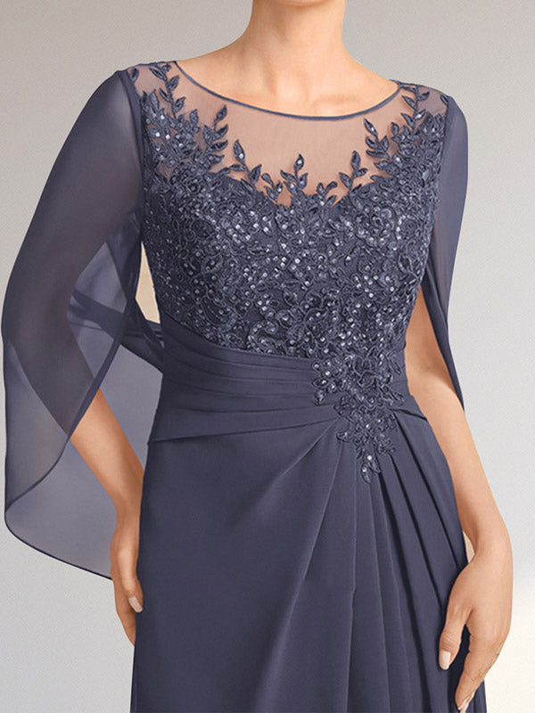 Robe de mère de la mariée en dentelle et mousseline, longueur au sol, coupe trapèze, décolleté illusion en forme de goutte, ornée de sequins plissés